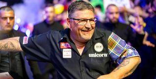 Gary Anderson ist eine Legende und gewann in den vergangenen beiden Jahren im Glaspalast.